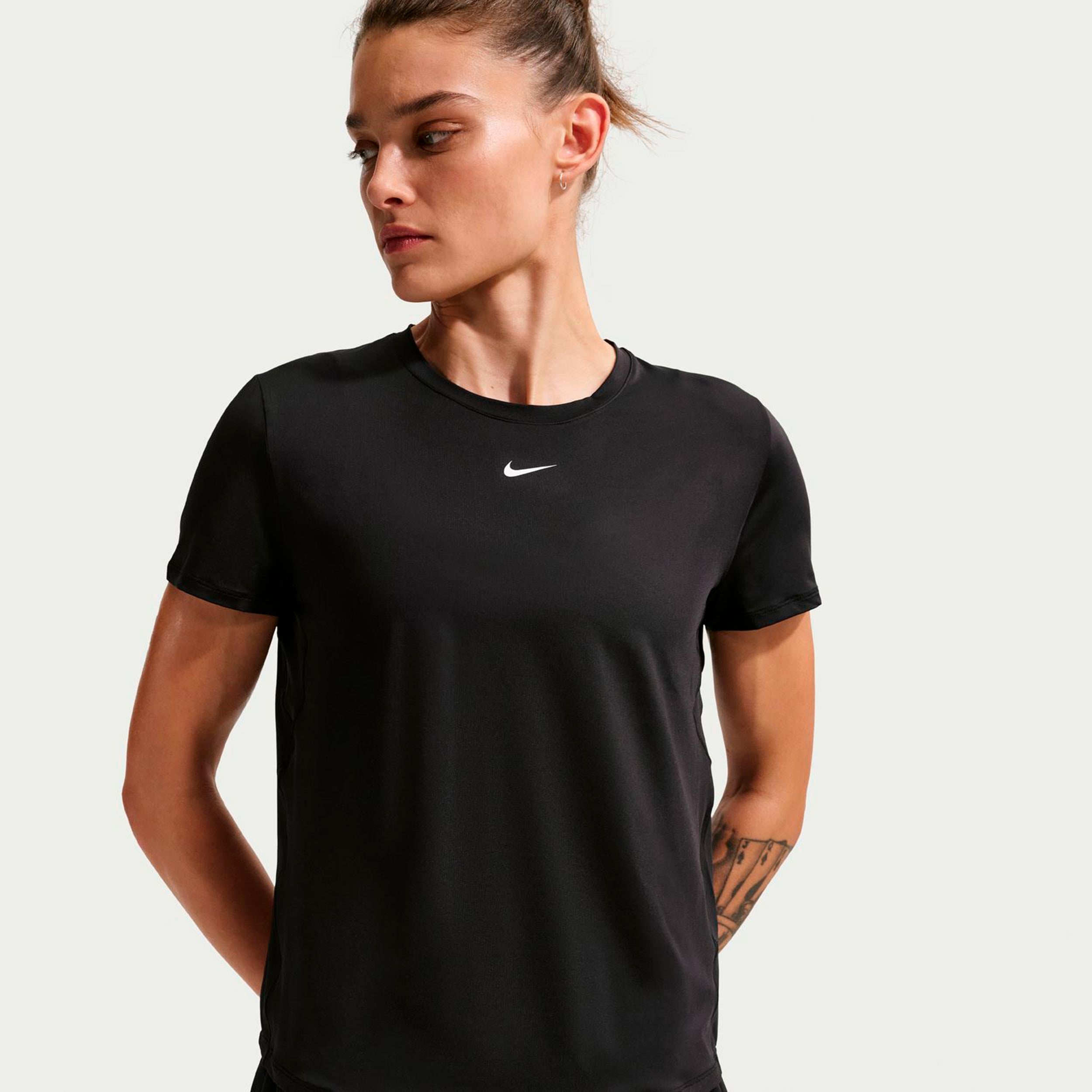 Nike One Dri-Fit T-Shirt Women-black, white