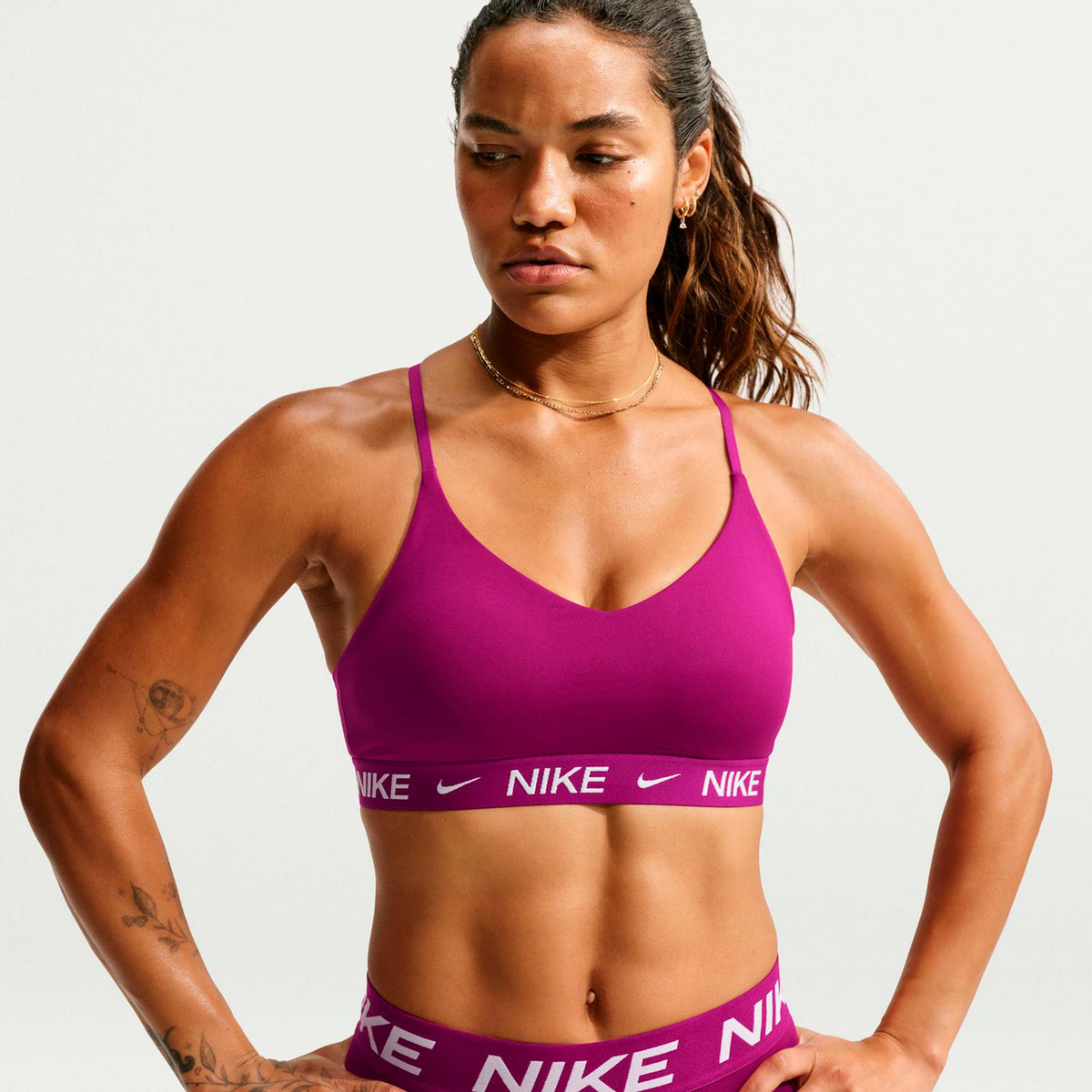 Nike Dri-Fit INDY Light Support Sports bras Women - berry, white