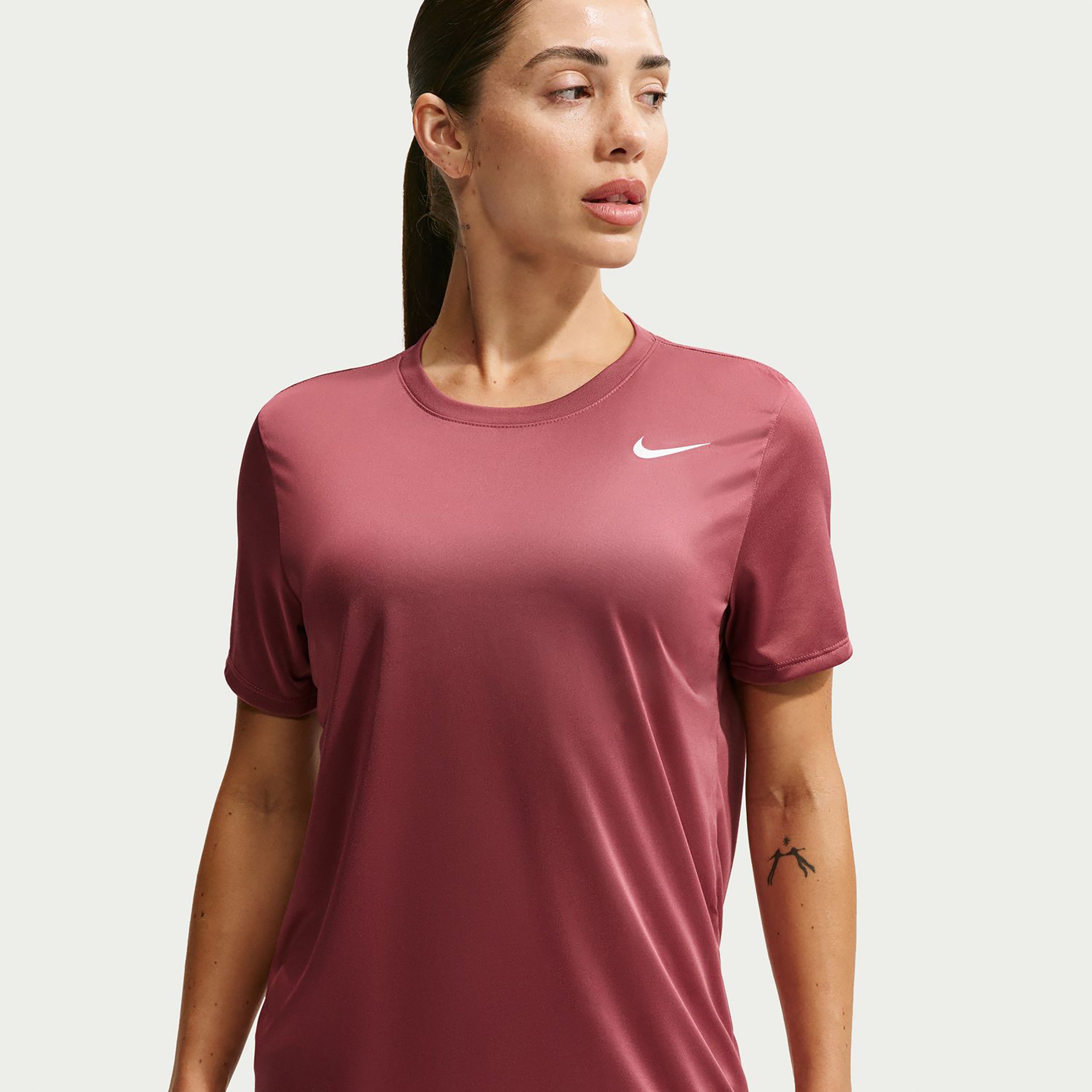 Nike Dri-Fit Regular T-Shirt Women - mauve