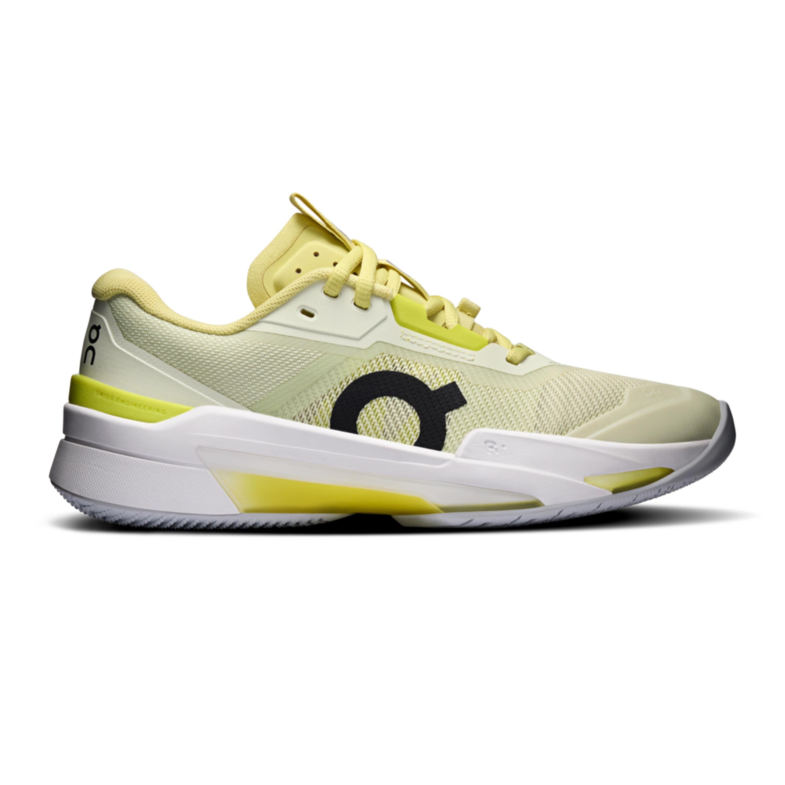 On THE ROGER Pro Fire All court shoe Women - yellow, lime