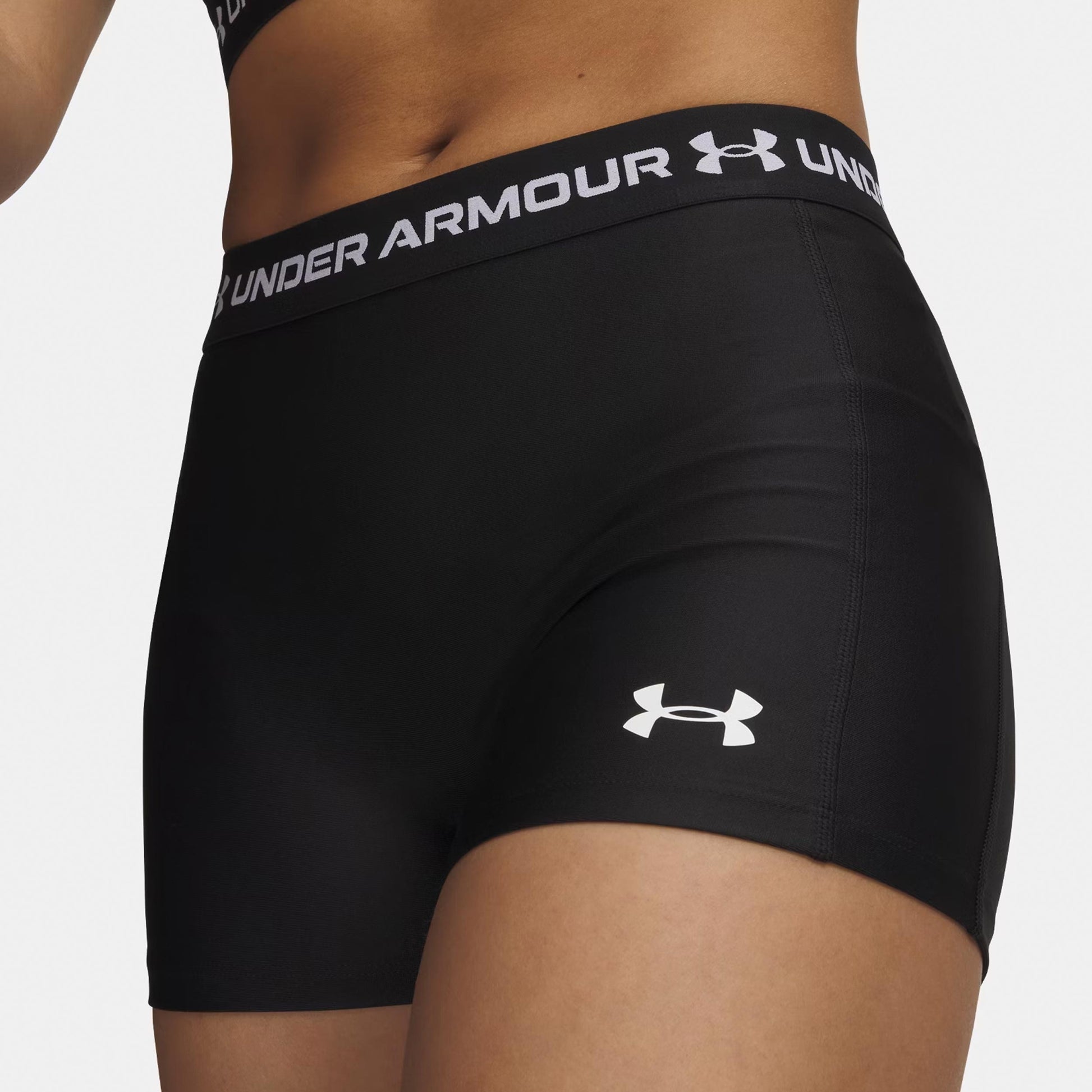Under Armour HeatGear Shorts Women-black, white