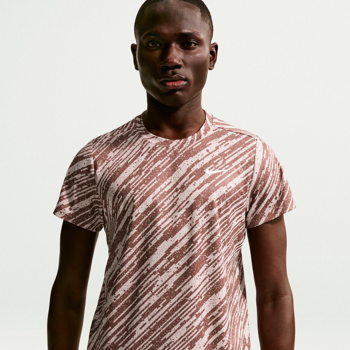 Nike Court Dri-Fit Victory T-Shirt Men - mauve, multicoloured