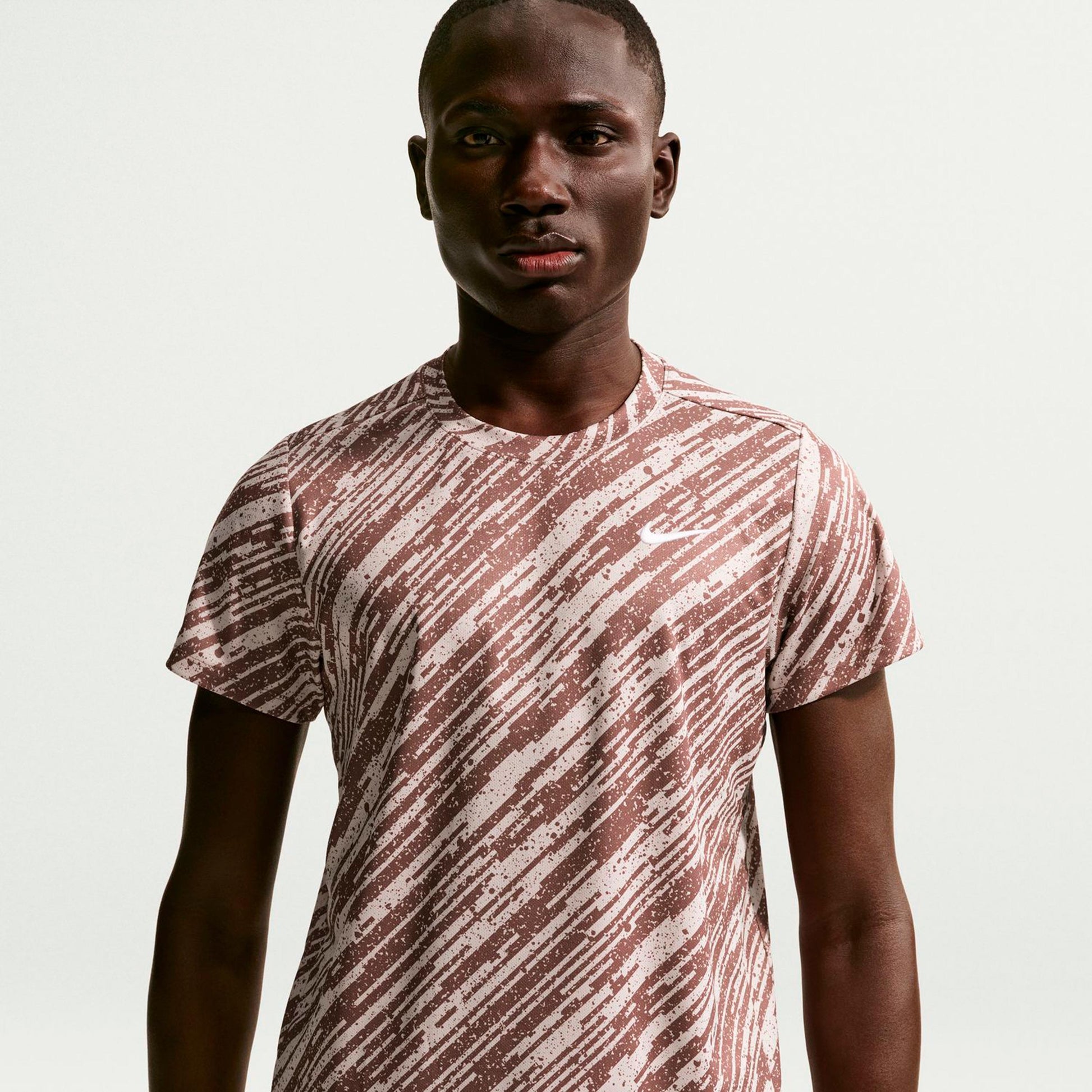 Nike Court Dri-Fit Victory T-Shirt Men - mauve, multicoloured
