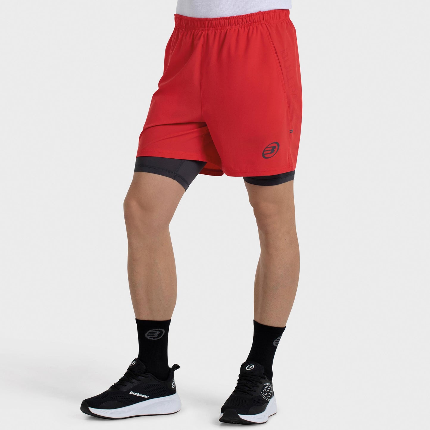 Bullpadel Montis Shorts Men - red