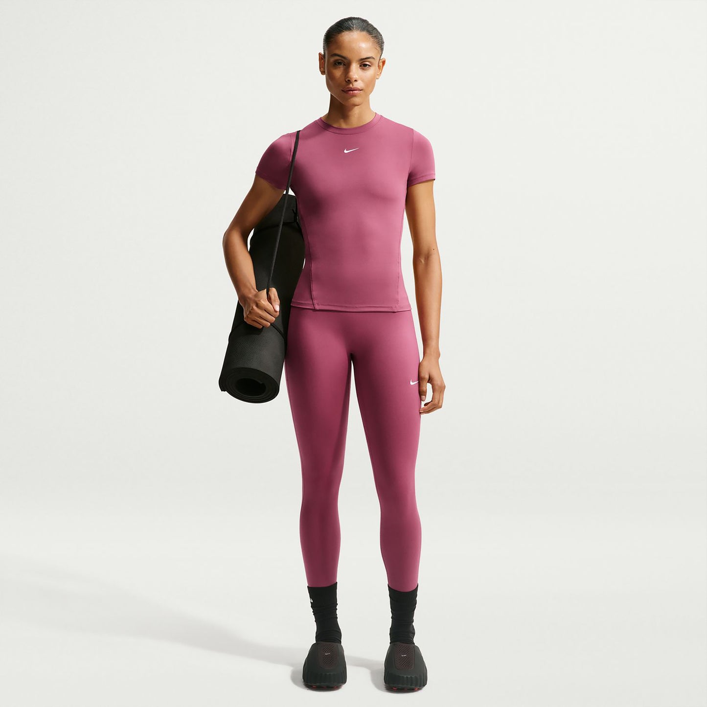 Nike One Fitted T-Shirt Women - mauve