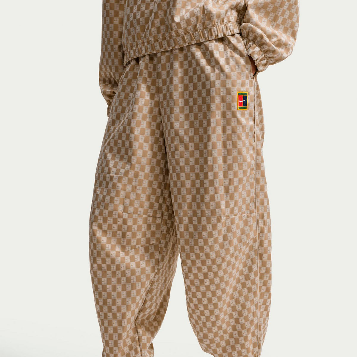 Nike Mid-Rise Oversized Training pants Women - beige