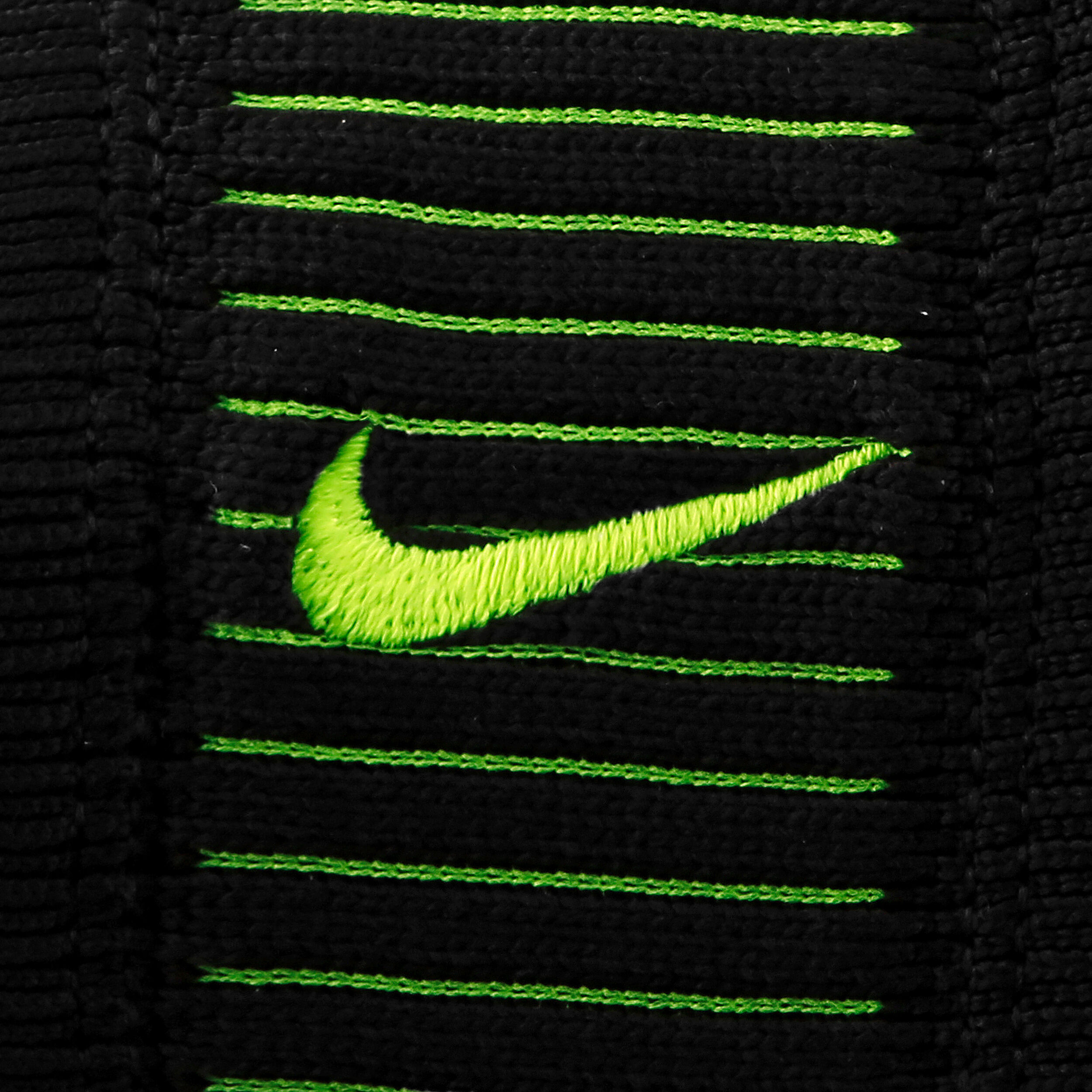 Dri Fit Reveal Wristband 2 Pack Black Neon Green