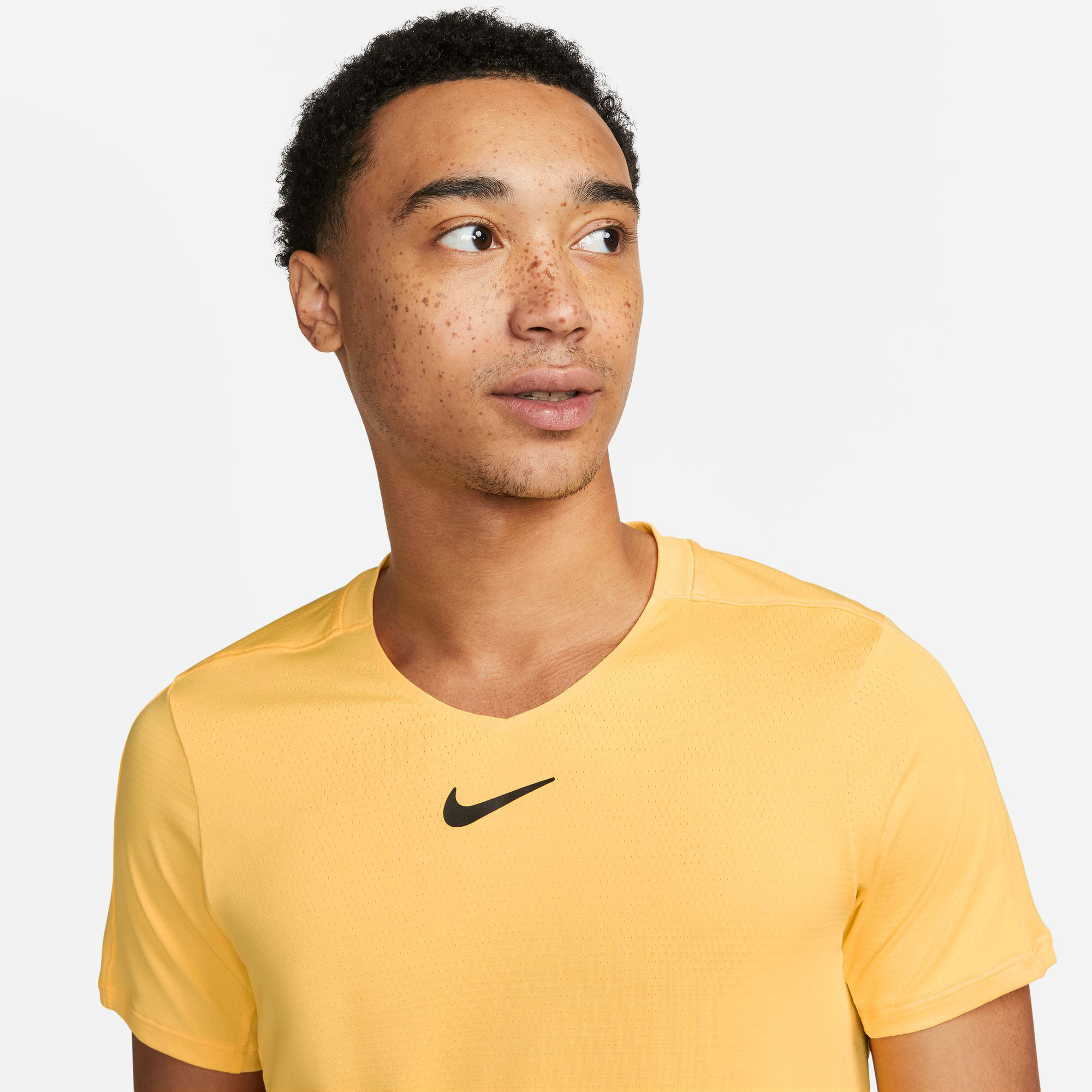 Buy Nike Dri Fit Advantage Court T Shirt Men Yellow online Padel