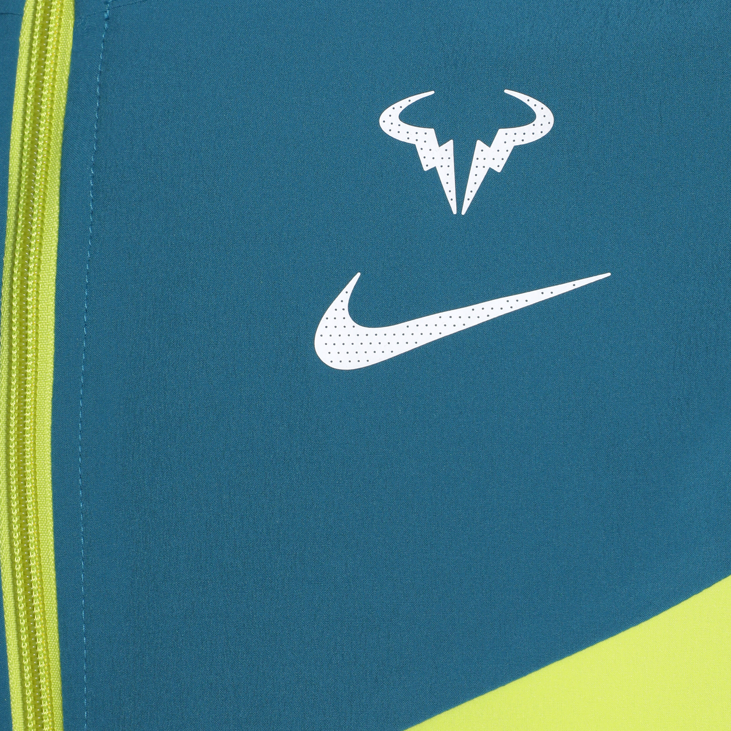 Nadal hotsell jacket nike