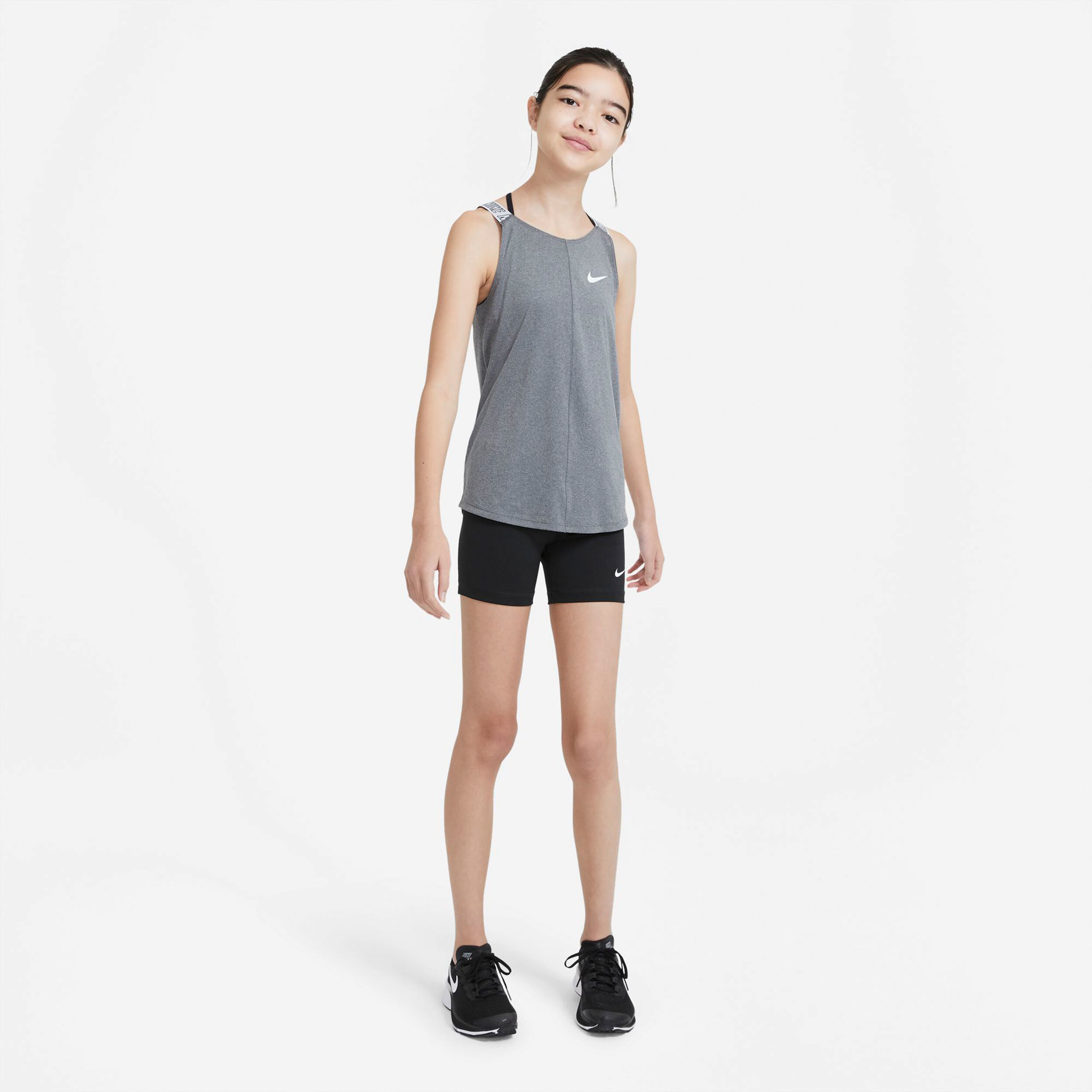 ★2024SS新作★NICK&NICOLE★TWO PINTUCK SHORT PANTS Shorts – II Brunettes