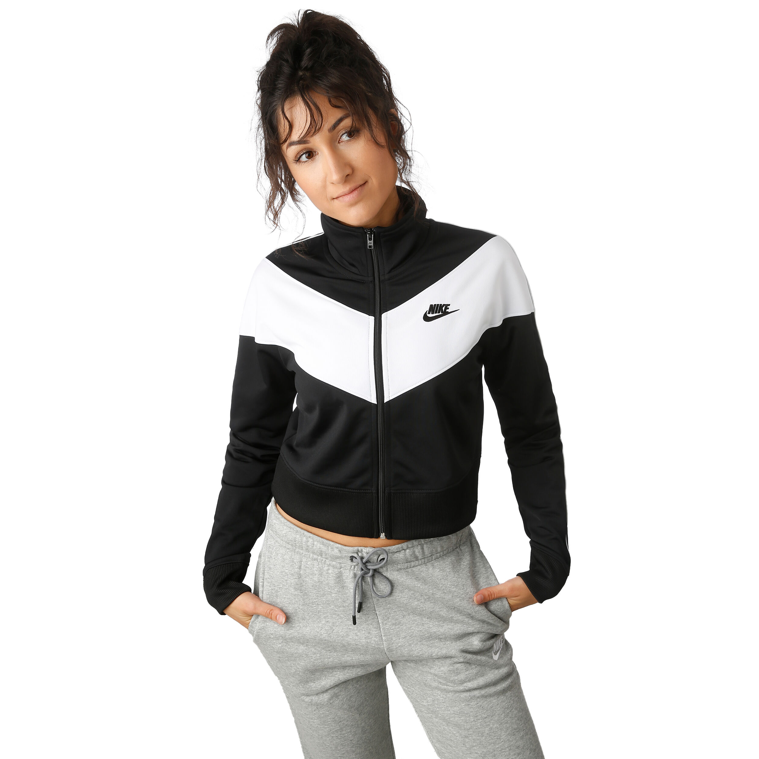Nike heritage cropped track jacket outlet