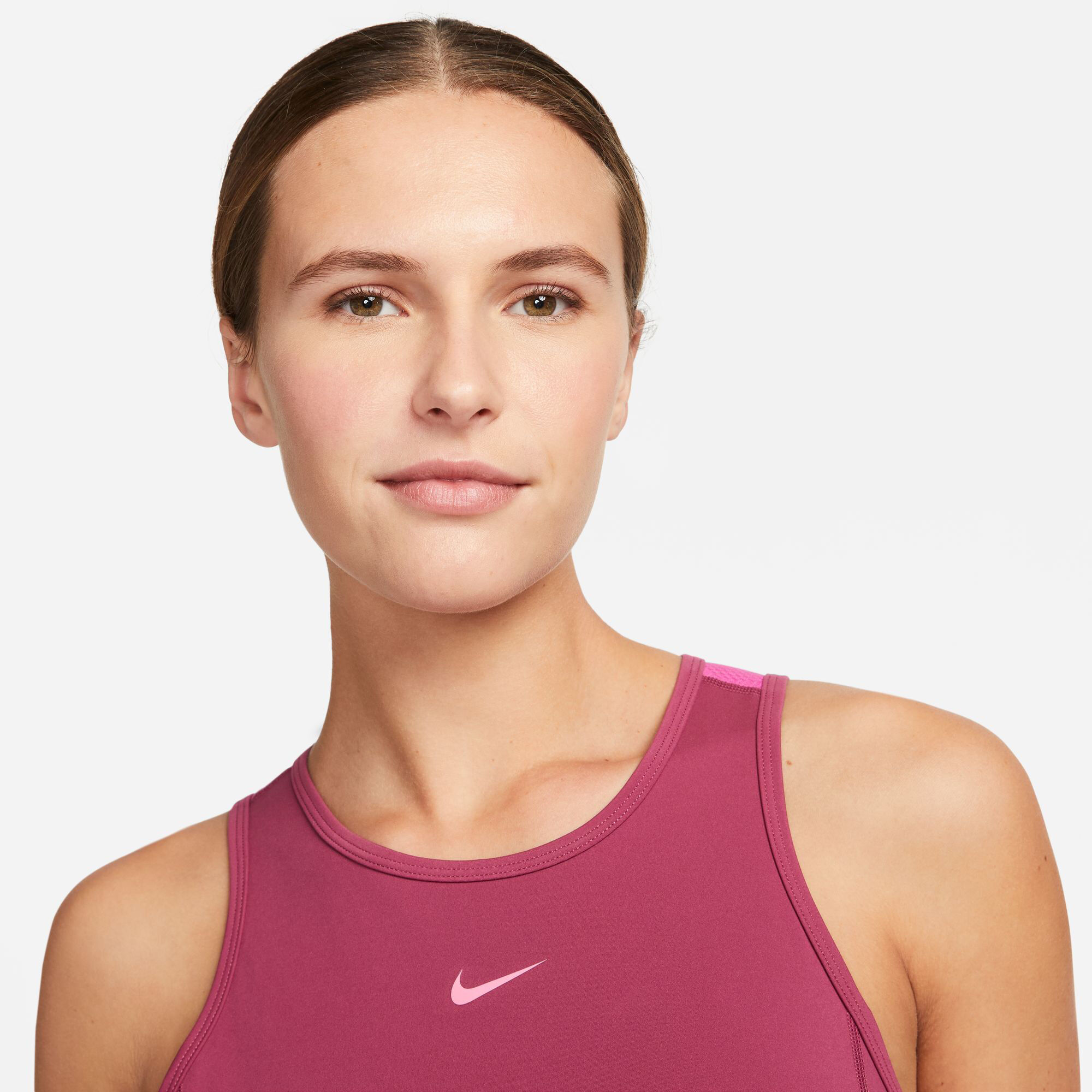 Nike miler crop online tank