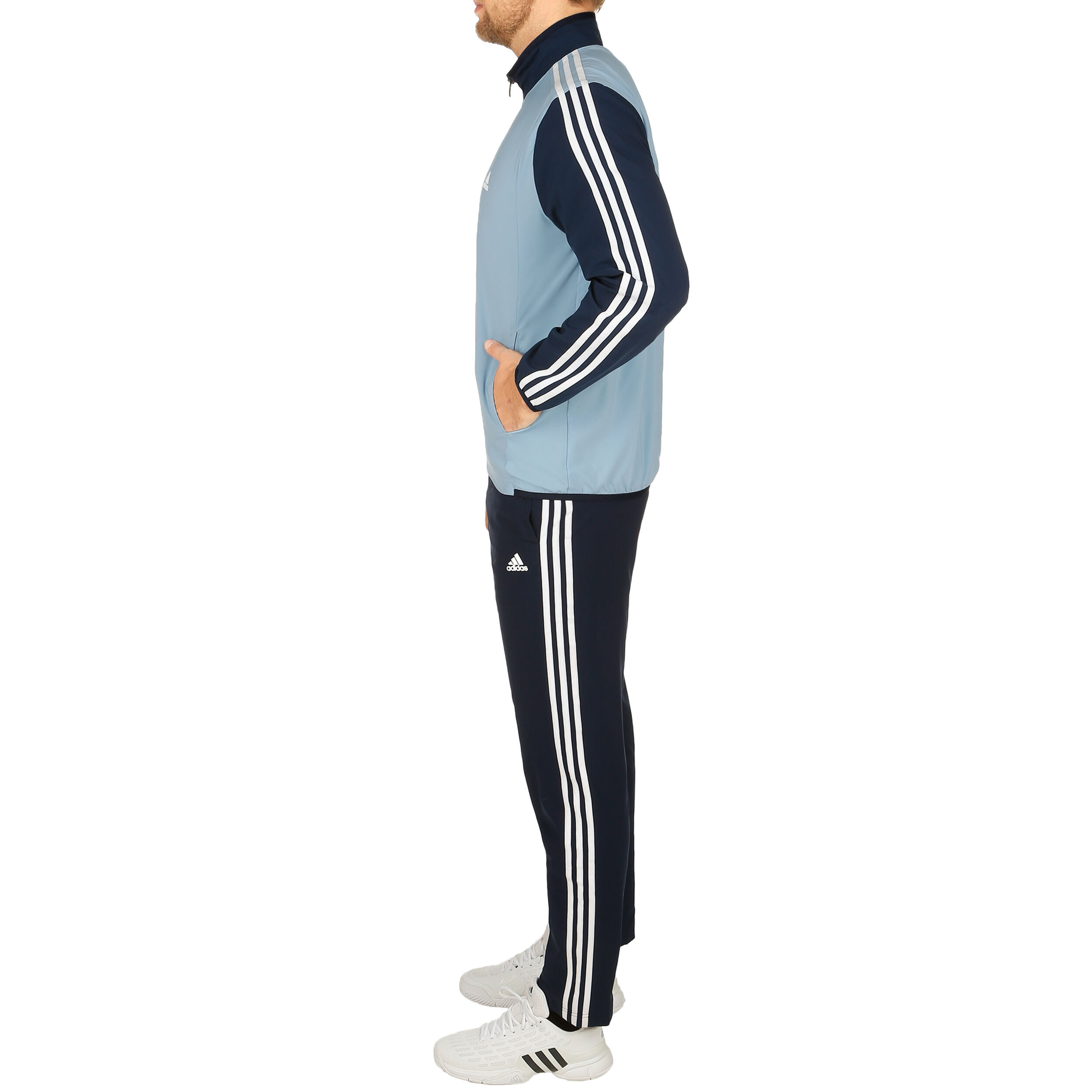 Adidas woven light tracksuit 2025