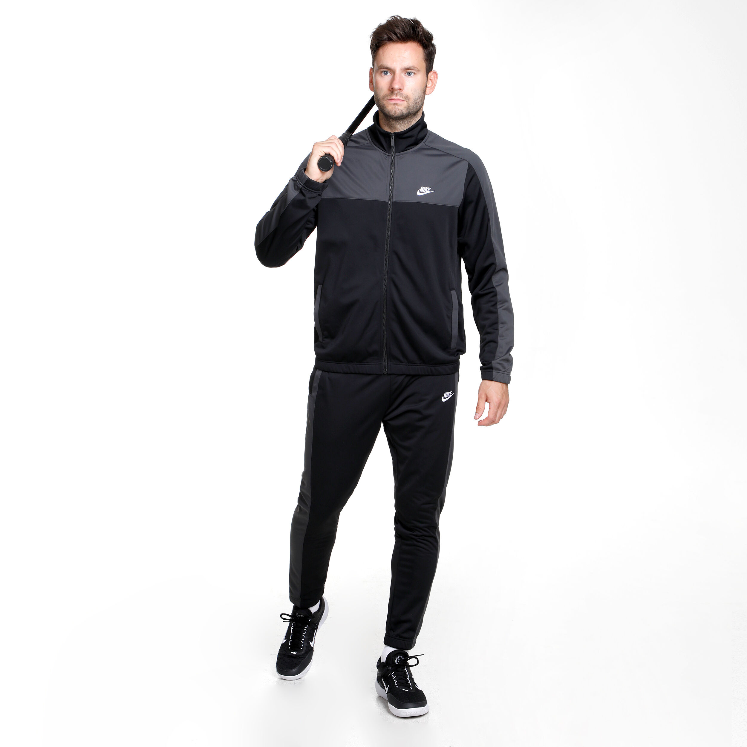 Nike sports outlet tracksuit