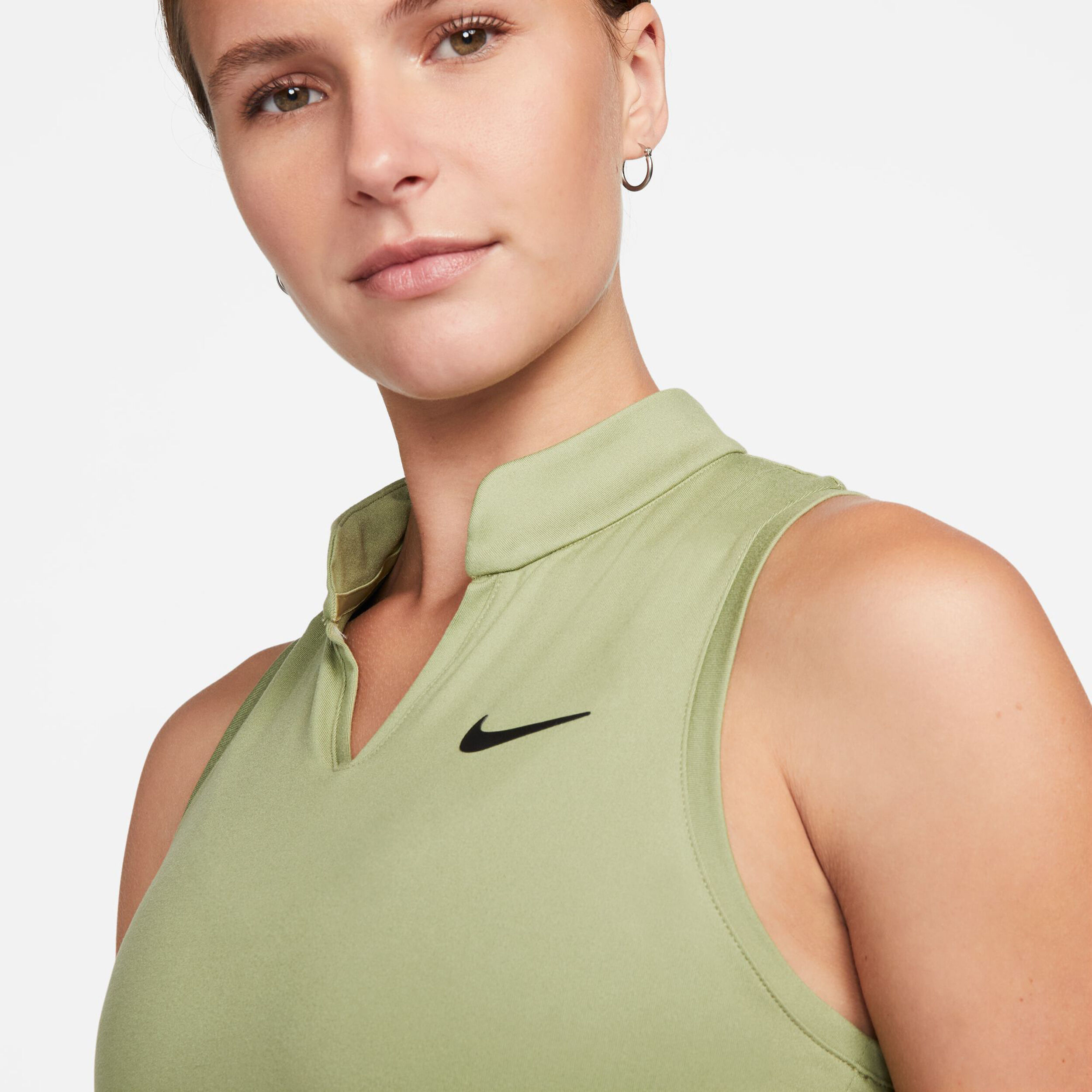 テニス　Court Dress  NIKE グリーン　ワンピース　海外限定 Buy Nike Court Dri-Fit Victory Dress Women Light Green