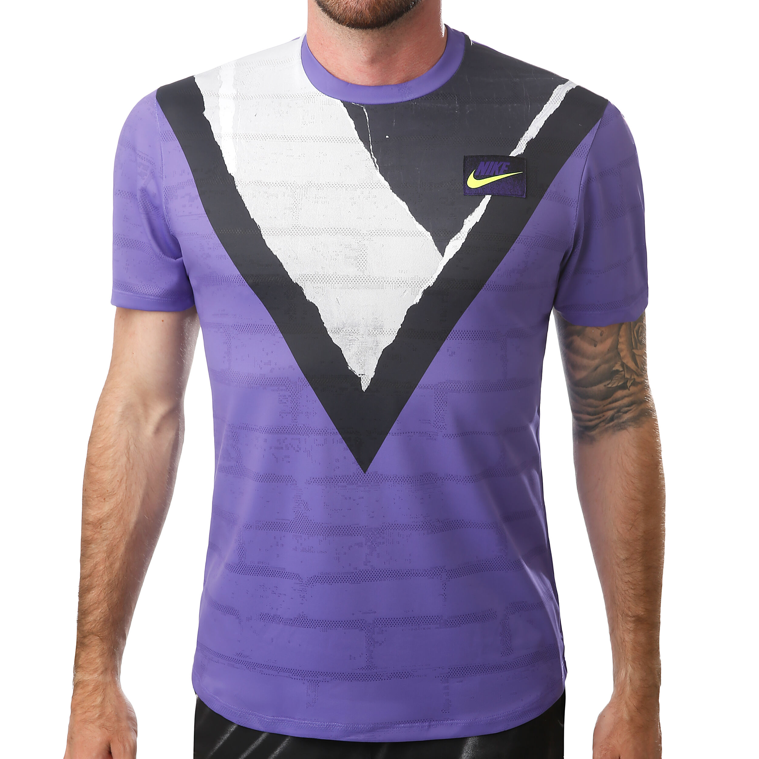 Buy Nike Court Challenger T Shirt Men Violet Dark Grey online Padel Point COM
